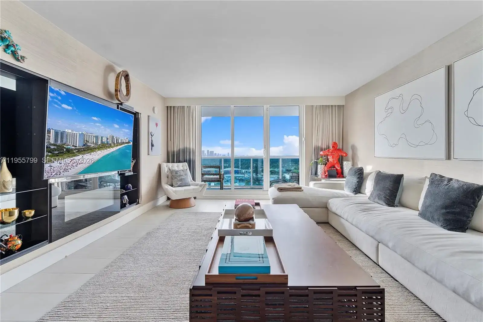 102 24th St # 1427, Miami Beach FL 33139 photo 4