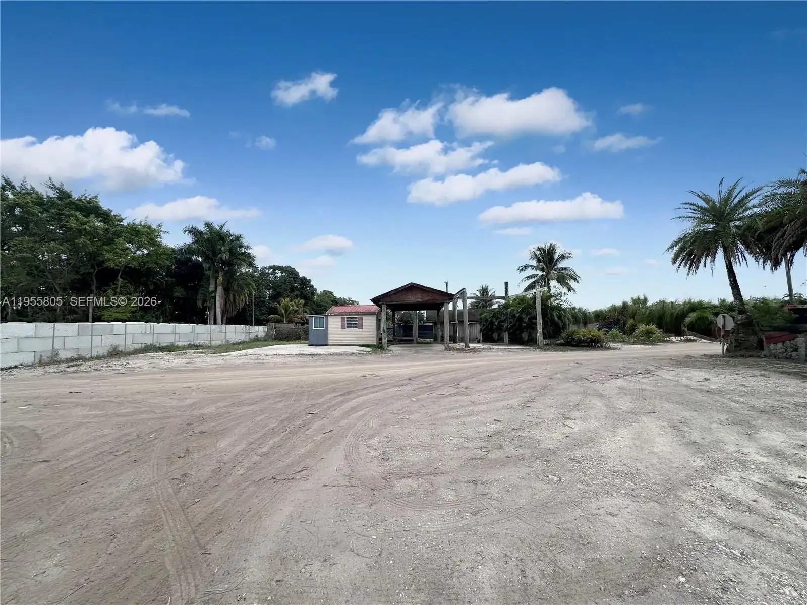 18701 Sheridan St, Southwest Ranches FL 33332 photo 4