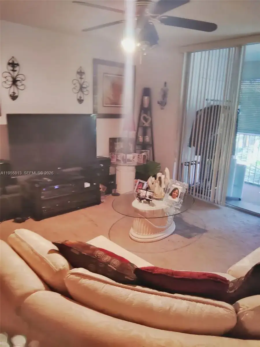 3121 NW 47th Ter # 411, Lauderdale Lakes FL 33319 photo 4