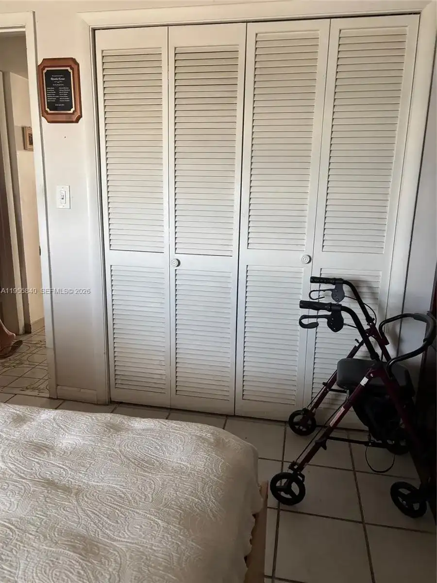 1400 SW 27th Ave # 303, Miami FL 33145 photo 4