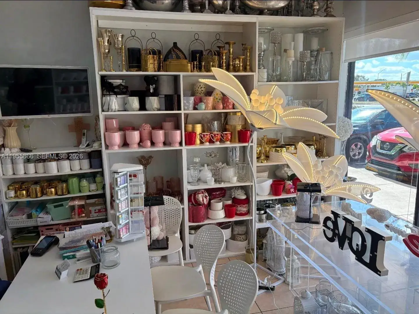 FLOWER BOUTIQUE FOR SALE, SW 137th Ave Miami, Miami FL 33175
