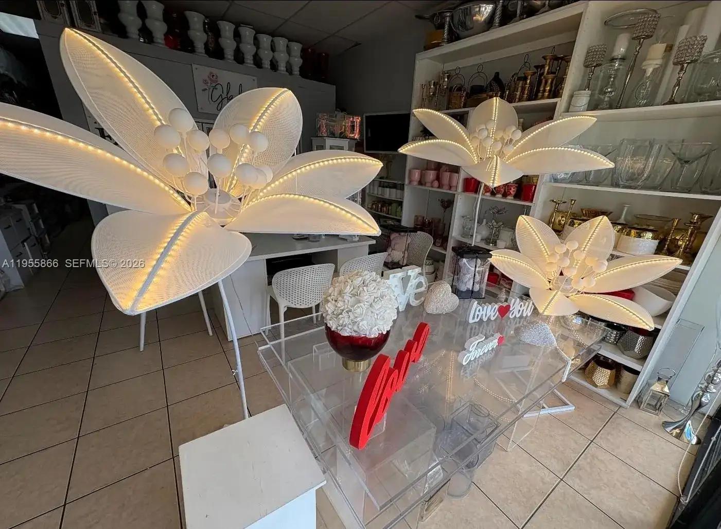 FLOWER BOUTIQUE FOR SALE, SW 137th Ave Miami, Miami FL 33175 photo 3