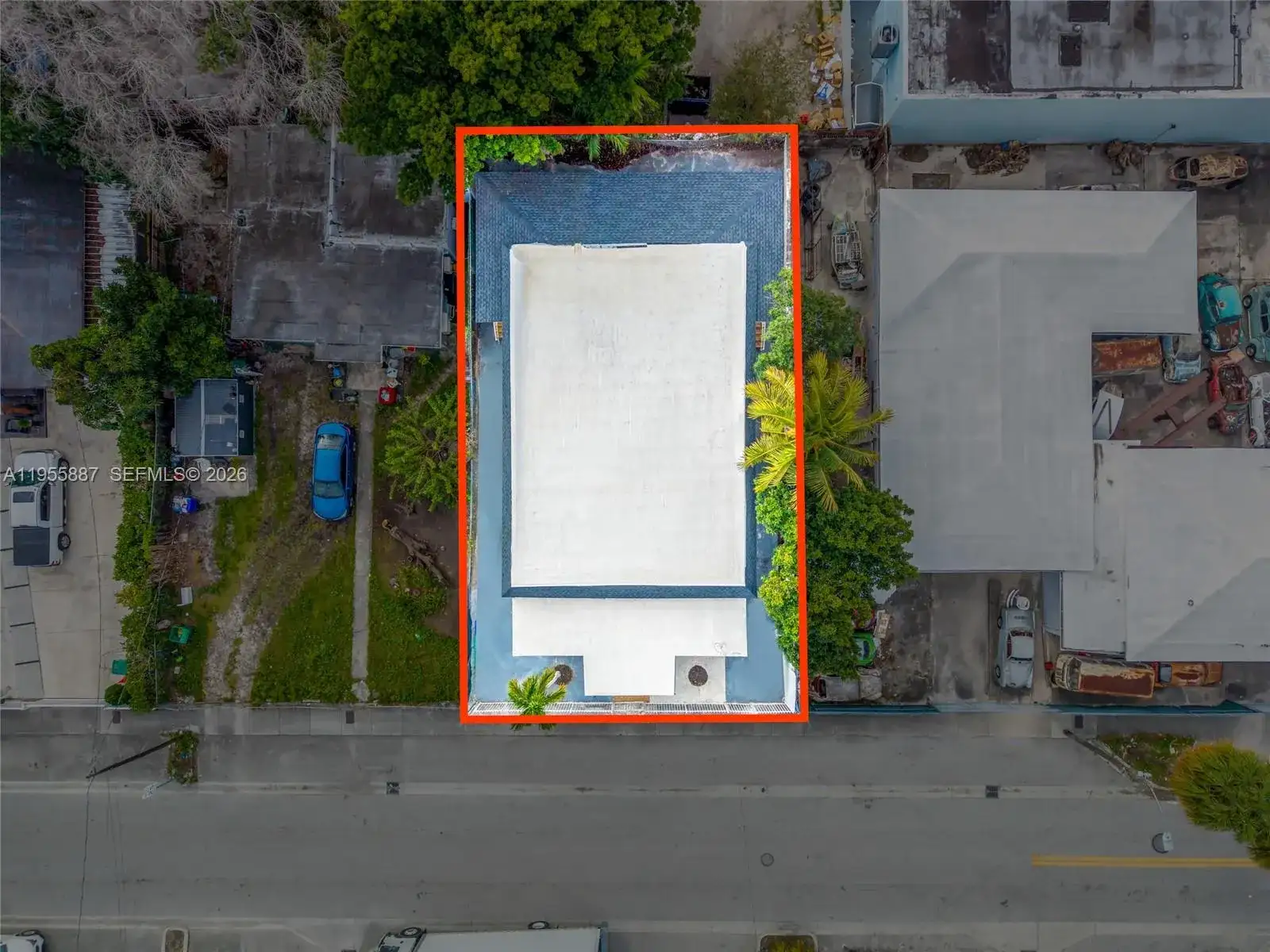 1648 NW 33rd St, Miami FL 33142 photo 2