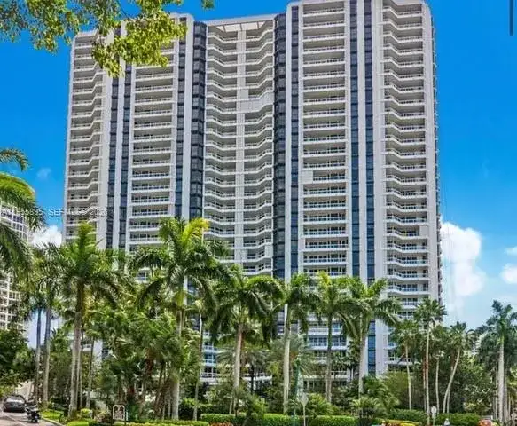 21205 Yacht Club Dr # 507, Aventura FL 33180 photo 5