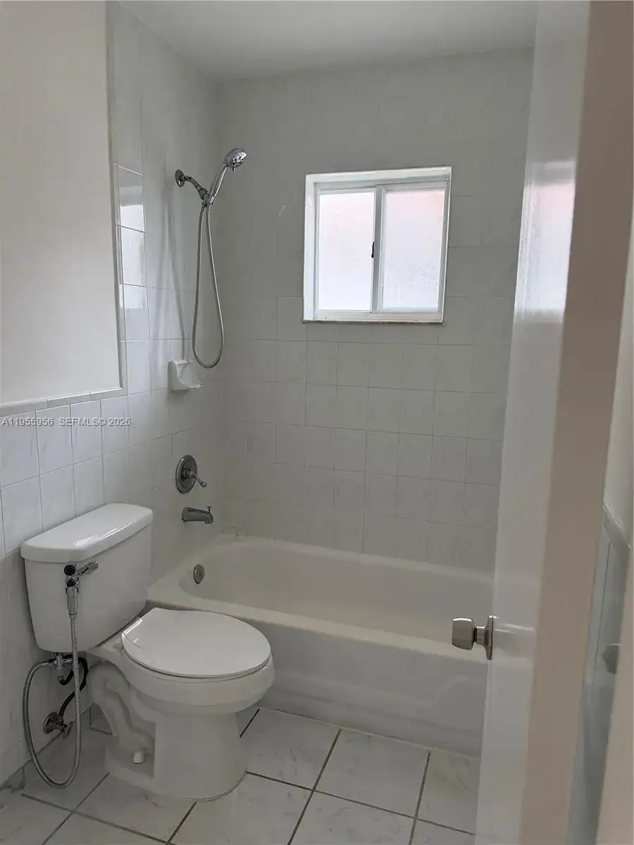 10101 W Okeechobee Rd # 17202, Hialeah Gardens FL 33016 photo 4