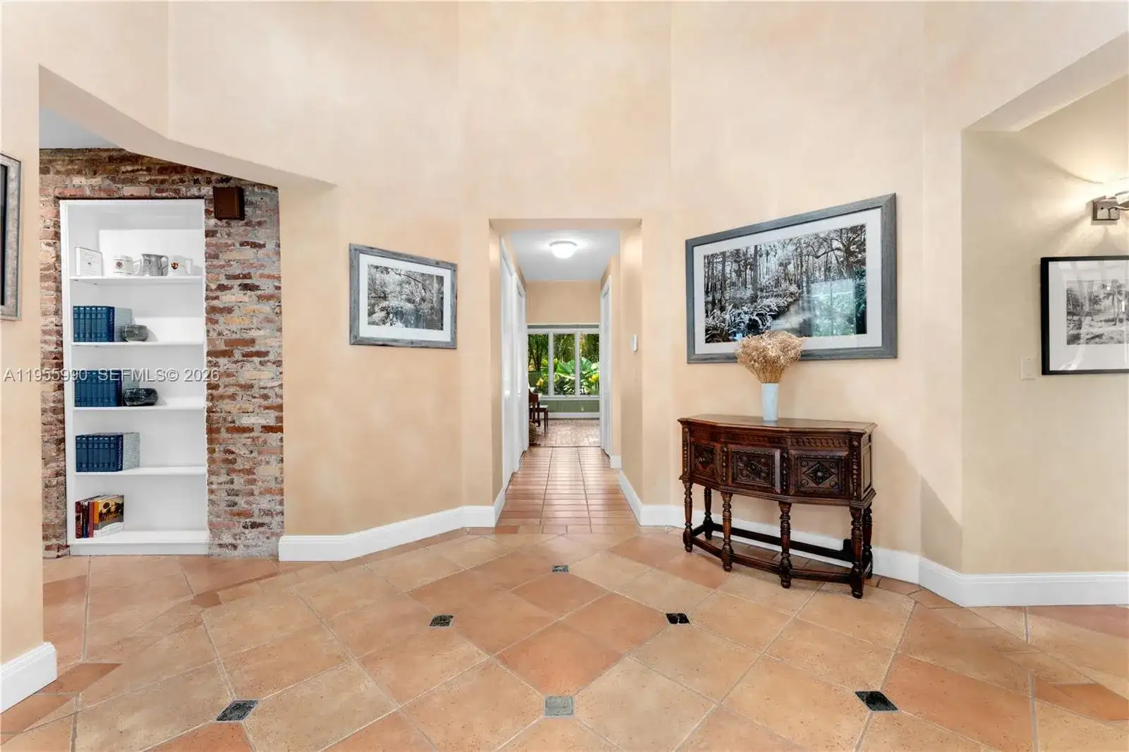 7400 SW 47th Ct, Miami FL 33143 photo 3