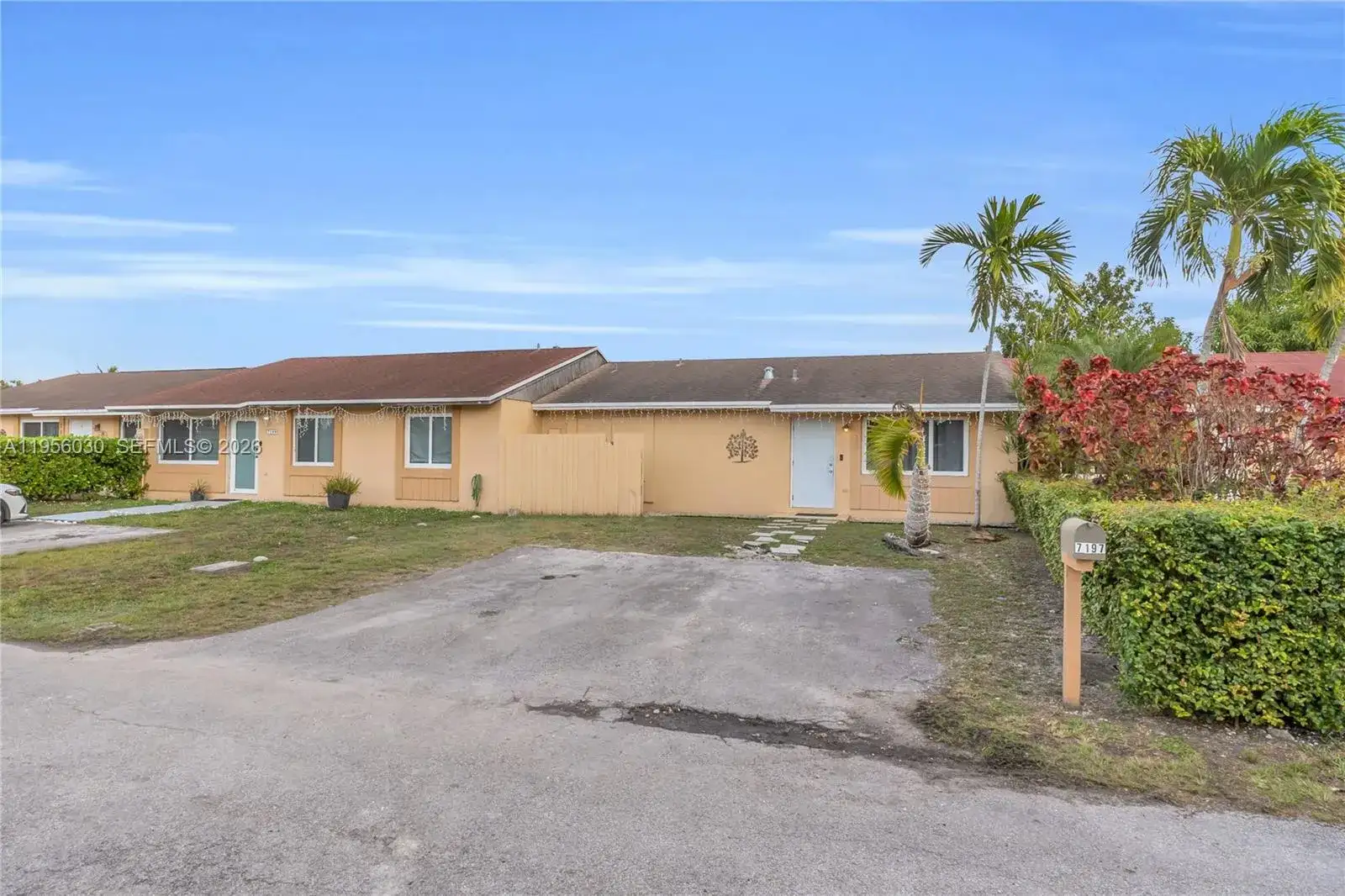 7197 SW 152nd Pl # 0, Miami FL 33193 photo 2