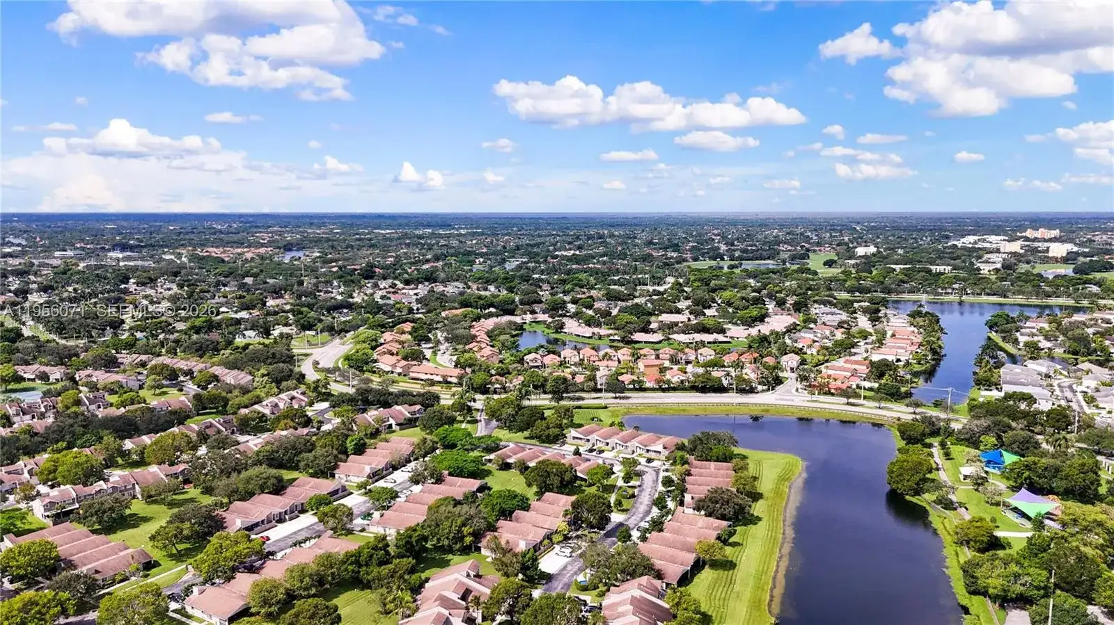 570 Woodgate Cir # A, Sunrise FL 33326 photo 2