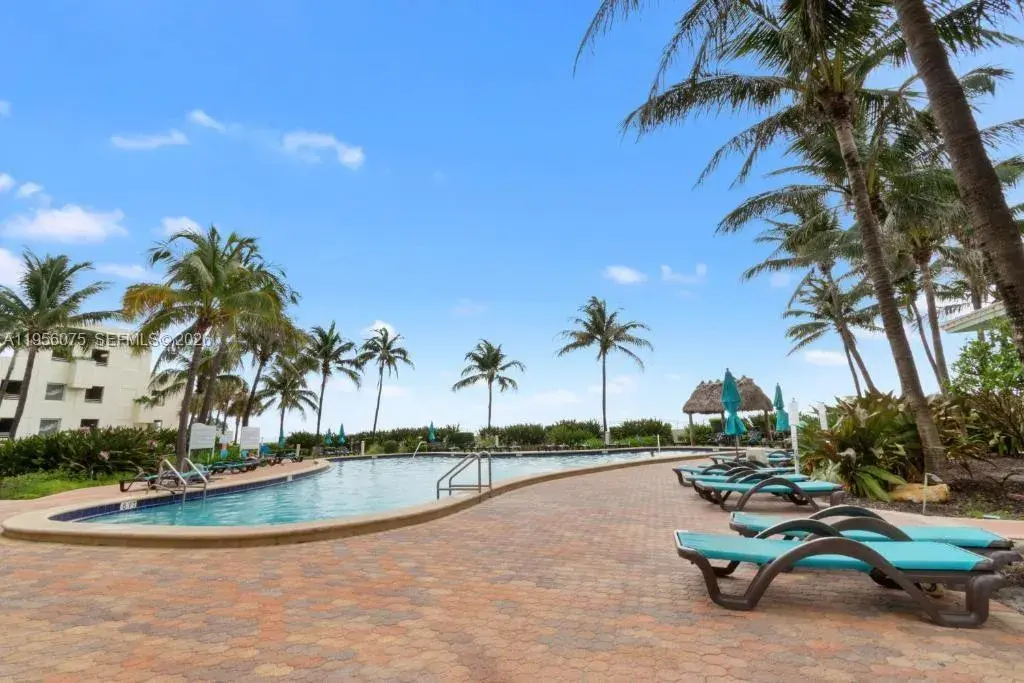 3901 S Ocean Dr, Hollywood FL 33019