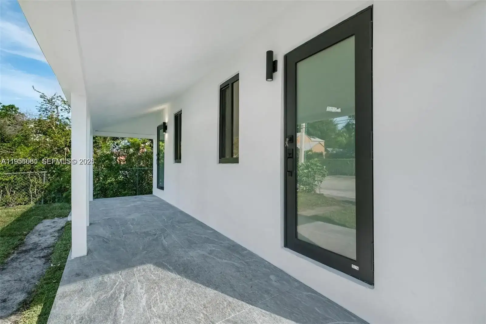6915 NW 4th Ct # 6915, Miami FL 33150 photo 3