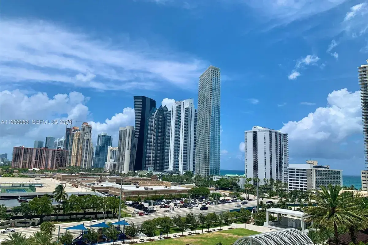 250 sunny isles # 901, Sunny Isles Beach FL 33160