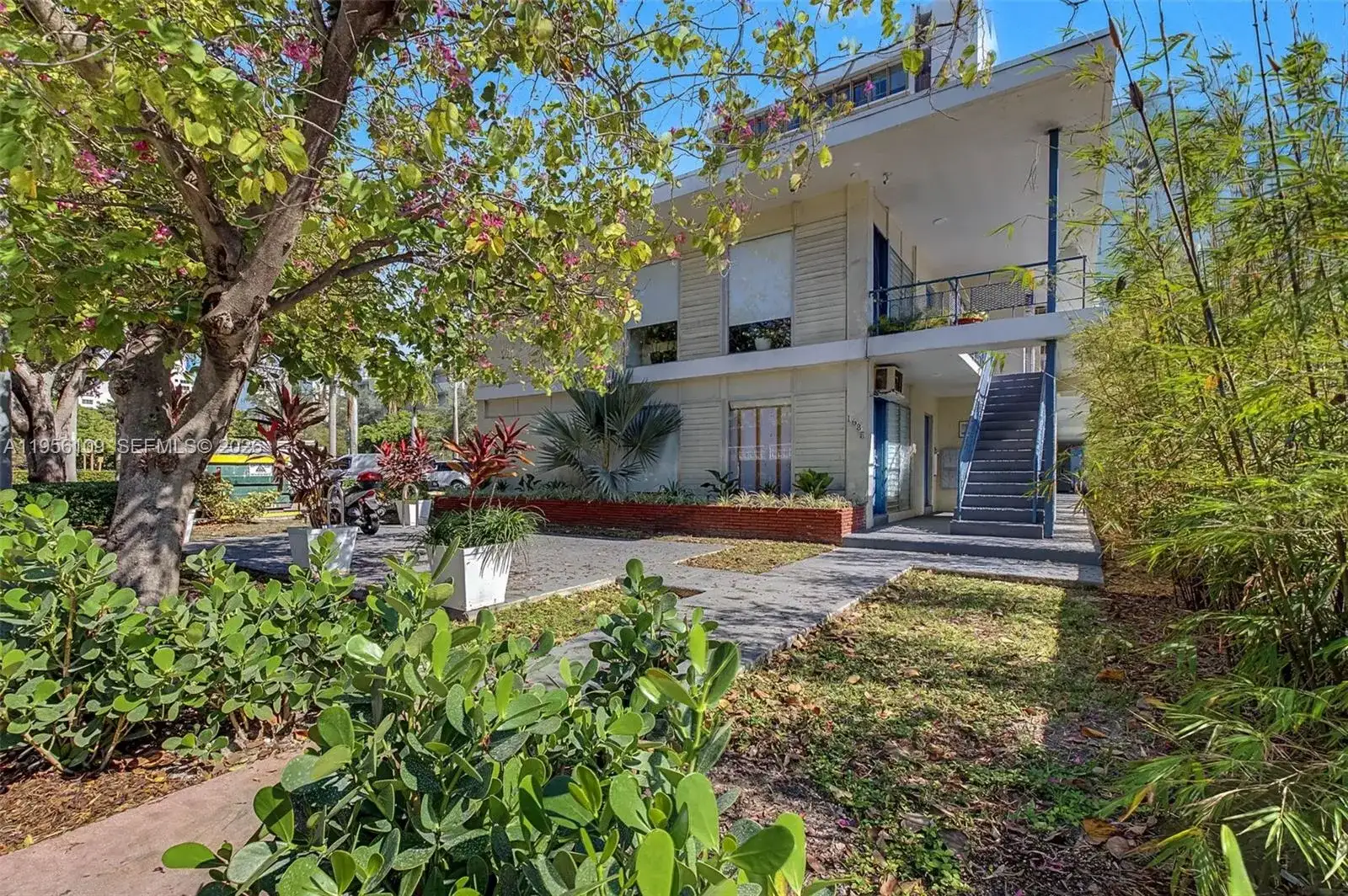 1685 Jefferson Ave # 6, Miami Beach FL 33139 photo 2