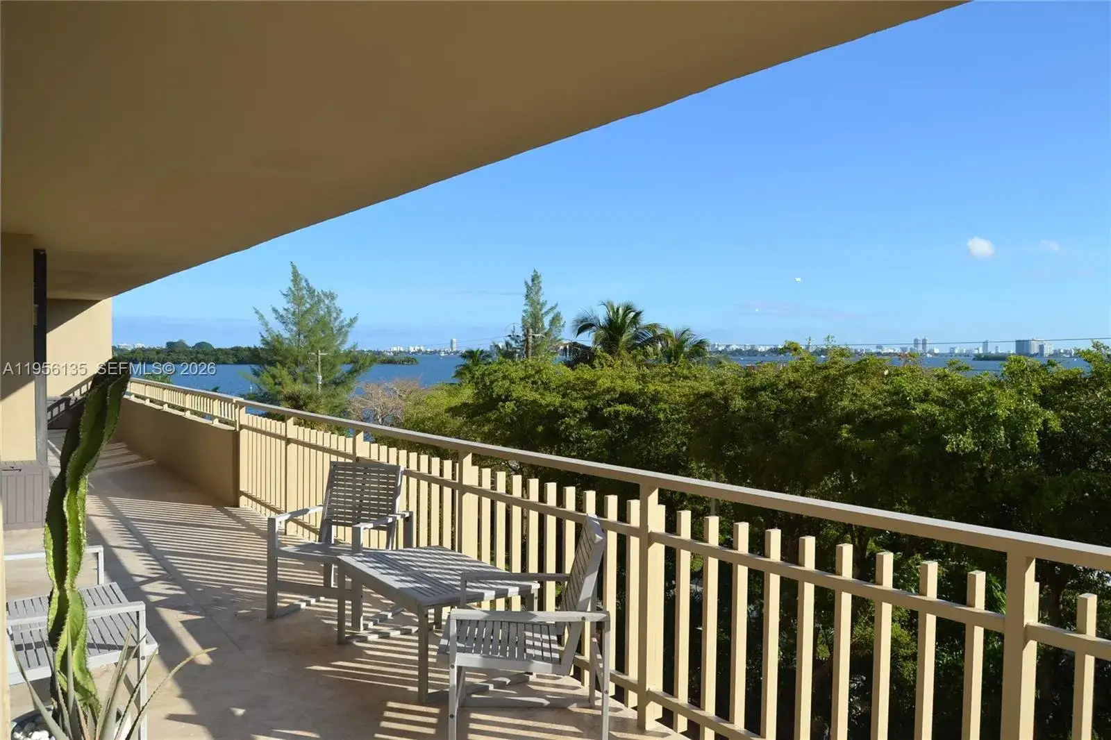 11113 Biscayne Blvd # 351, Miami FL 33181 photo 2