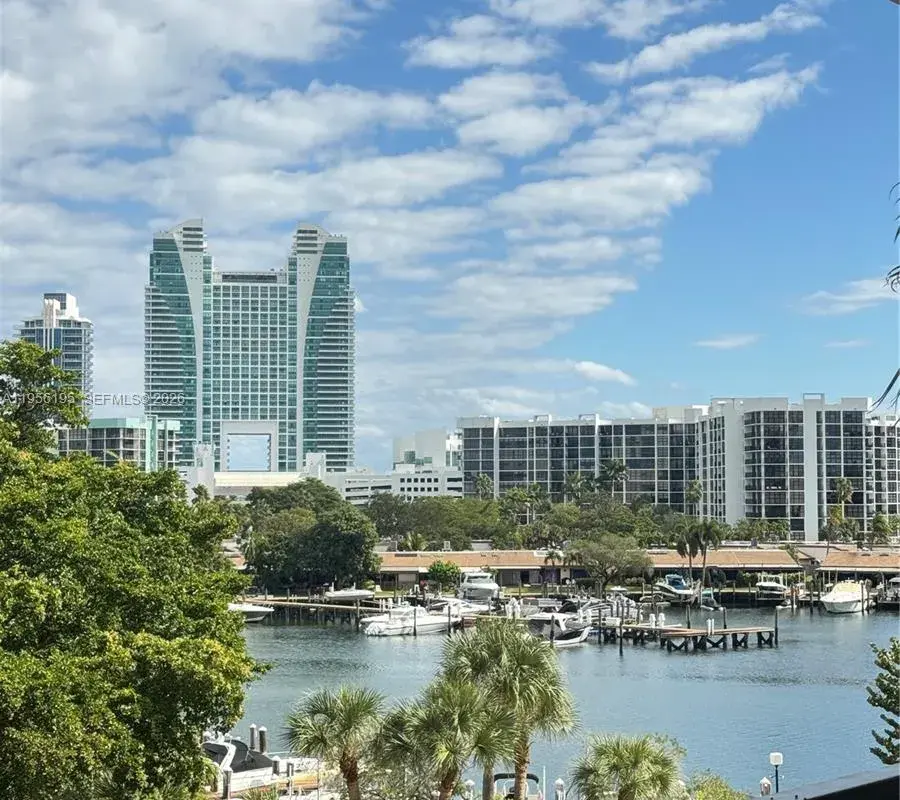 500 Three Islands Blvd # 119, Hallandale Beach FL 33009