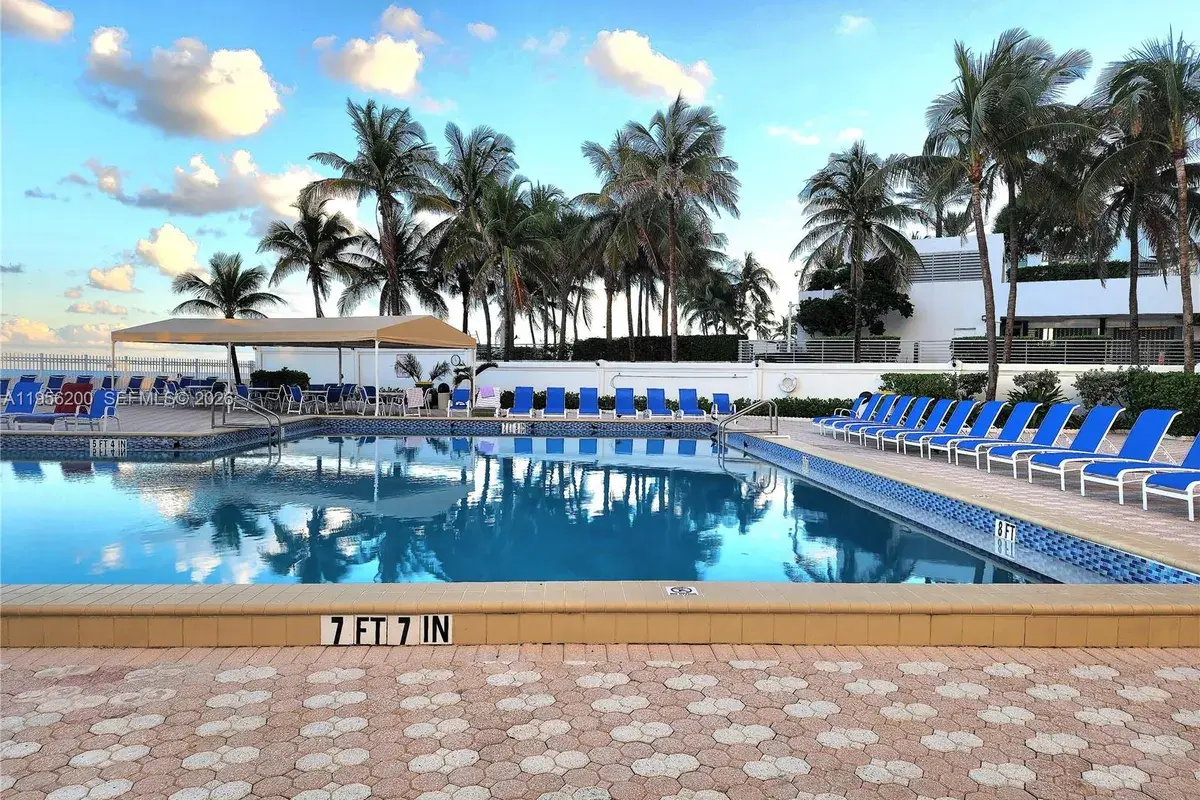 3505 S Ocean Dr # 901, Hollywood FL 33019