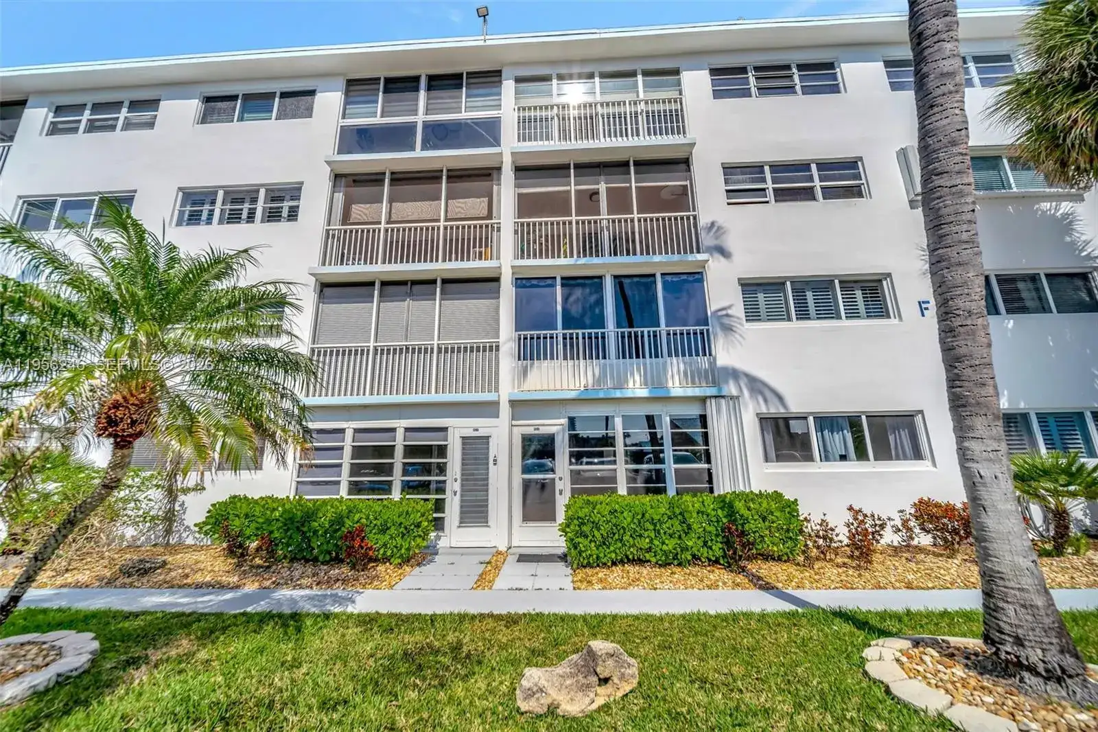 3221 NE 8th St # 103, Pompano Beach FL 33062 photo 2