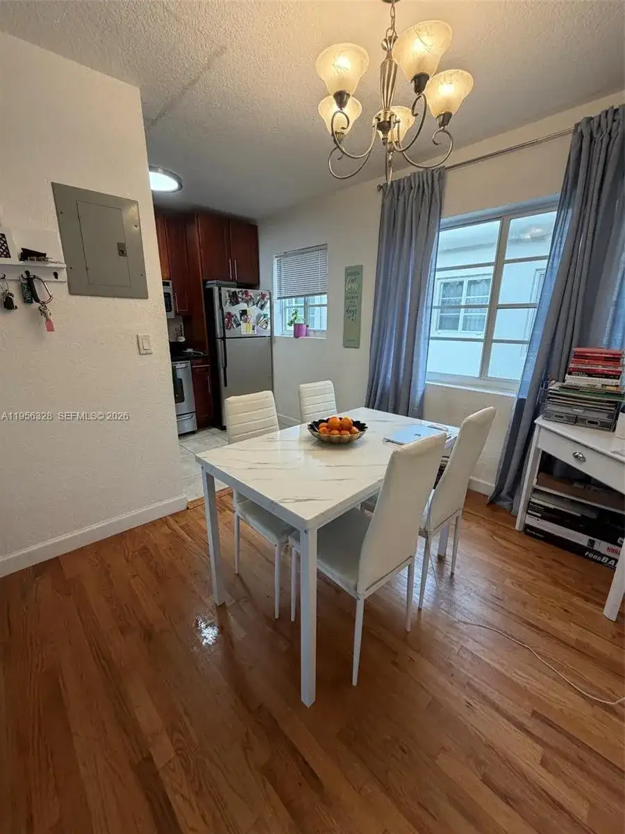 8345 Byron Ave # 3, Miami Beach FL 33141 photo 4