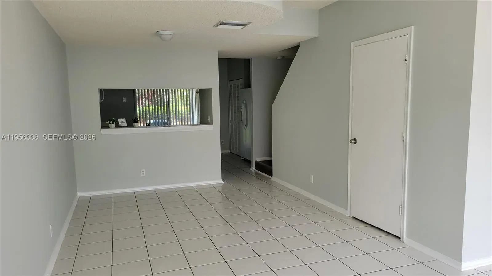 16679 Hemingway Dr, Weston FL 33326 photo 2