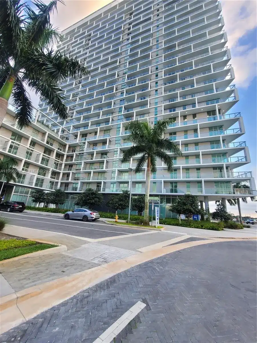 2000 Metropica Way # 412, Sunrise FL 33323
