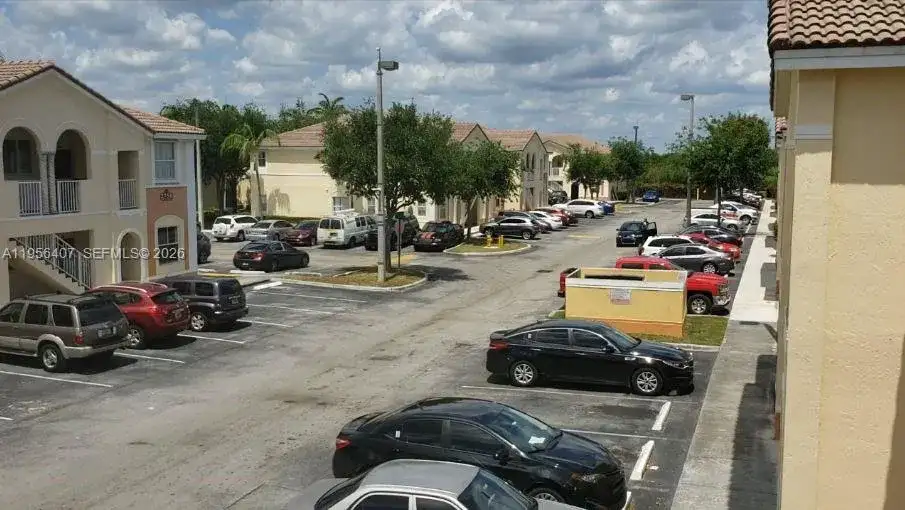 2811 SE 17th Ave # 202, Homestead FL 33035 photo 2