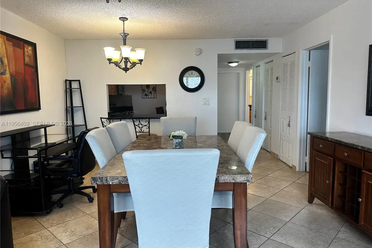 410 SE 2nd St # 308, Hallandale Beach FL 33009