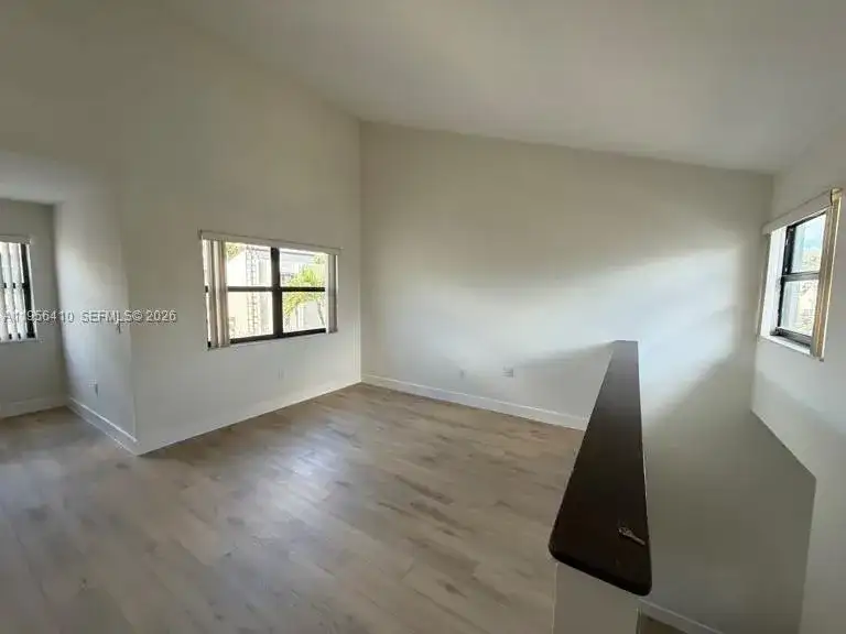 10231 Fontainebleau Blvd # 201, Miami FL 33172 photo 3