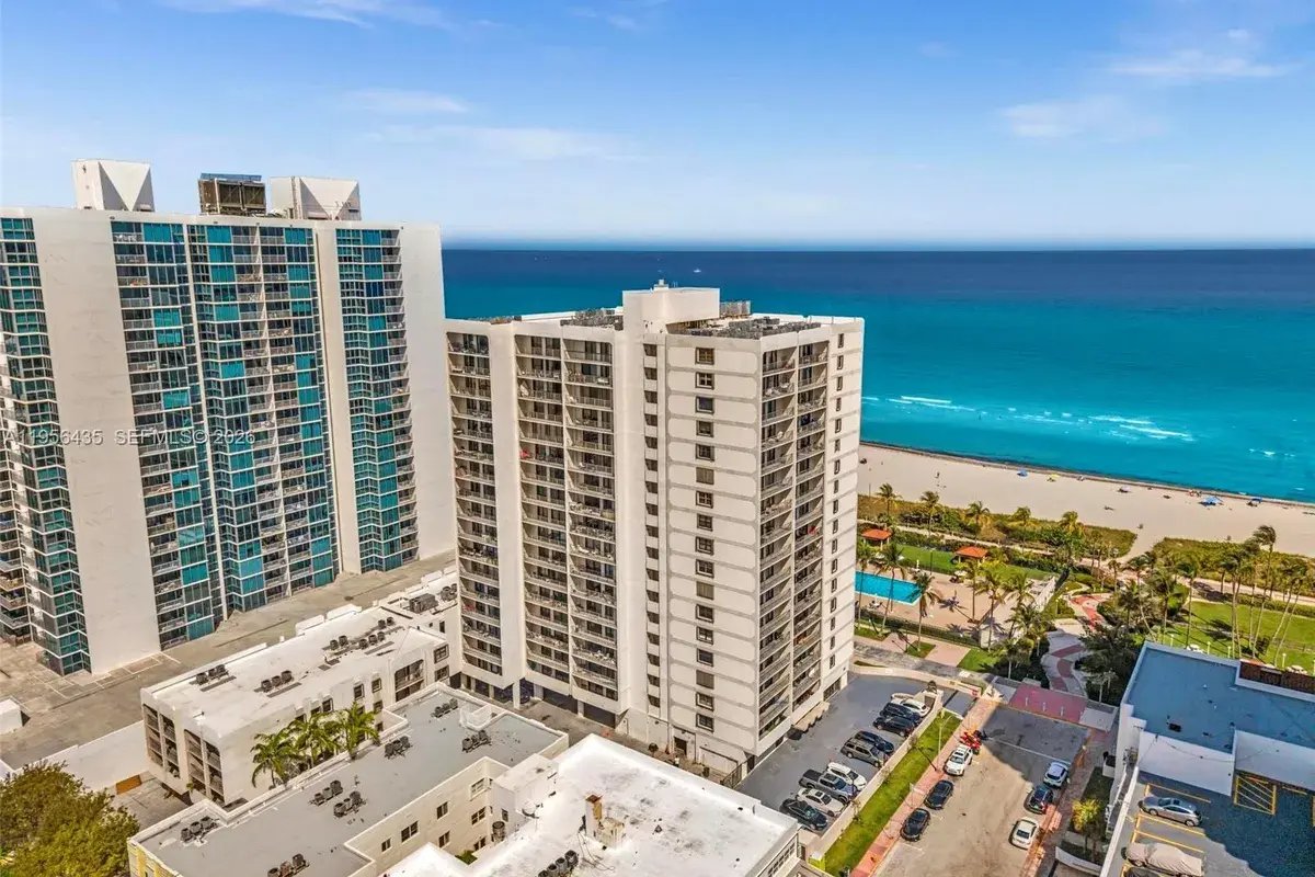 2625 Collins Ave # 1109, Miami Beach FL 33140