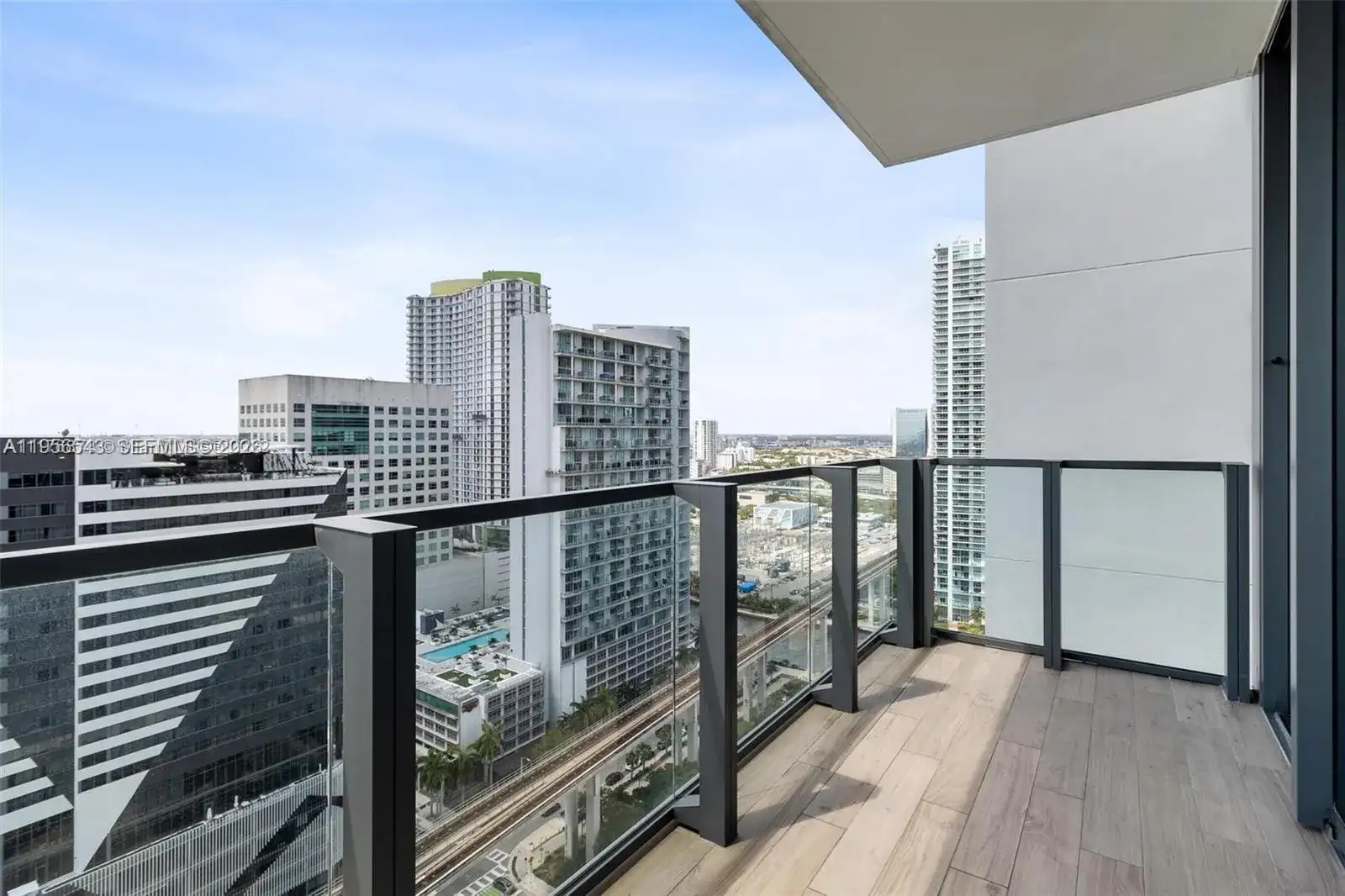 88 SW 7th St # 2104, Miami FL 33130 photo 4