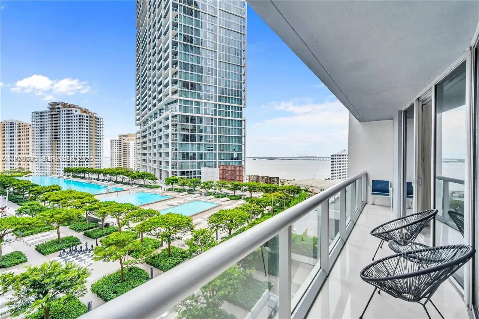 485 Brickell Ave # 1711, Miami FL 33131 photo 2