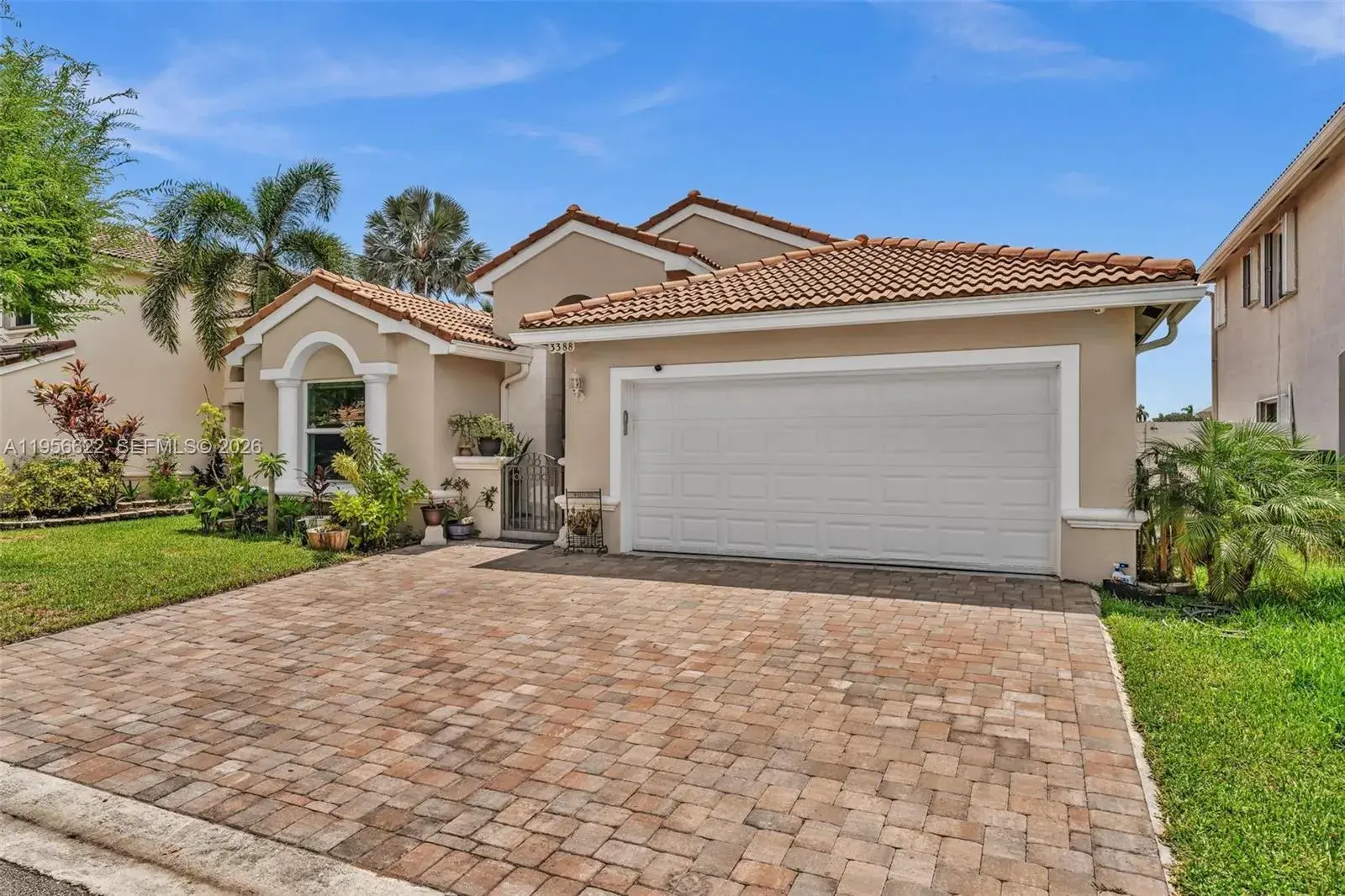 3388 SW 49th St, Hollywood FL 33312