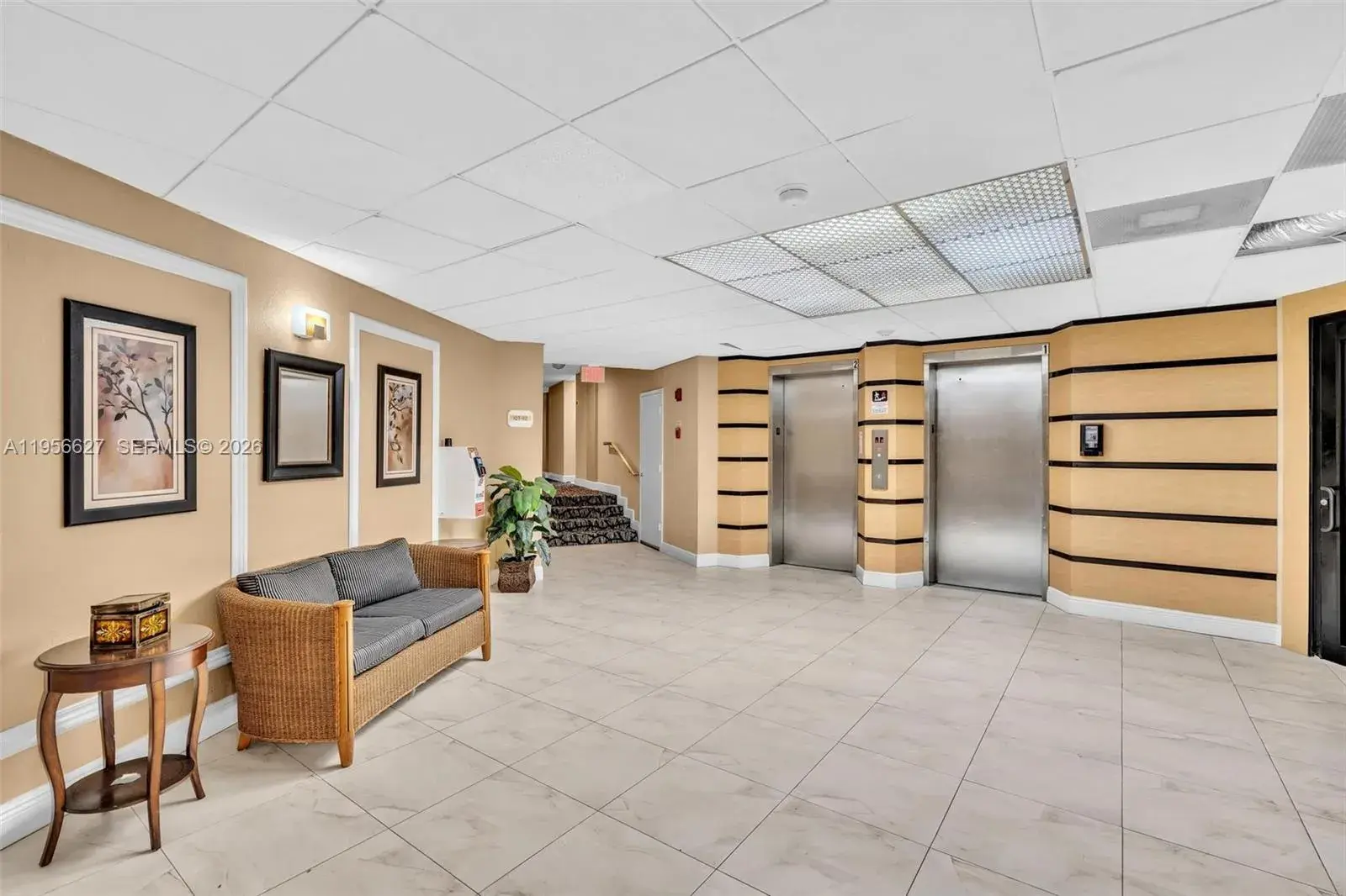3800 N Hills Dr # 312, Hollywood FL 33021
