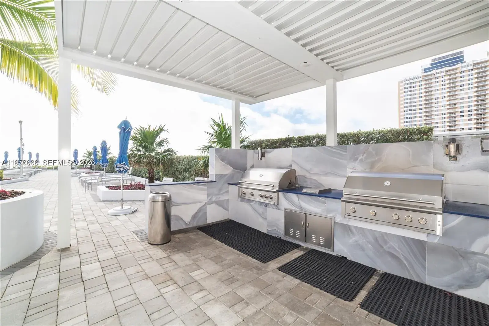 1904 S Ocean Dr # 1708, Hallandale Beach FL 33009