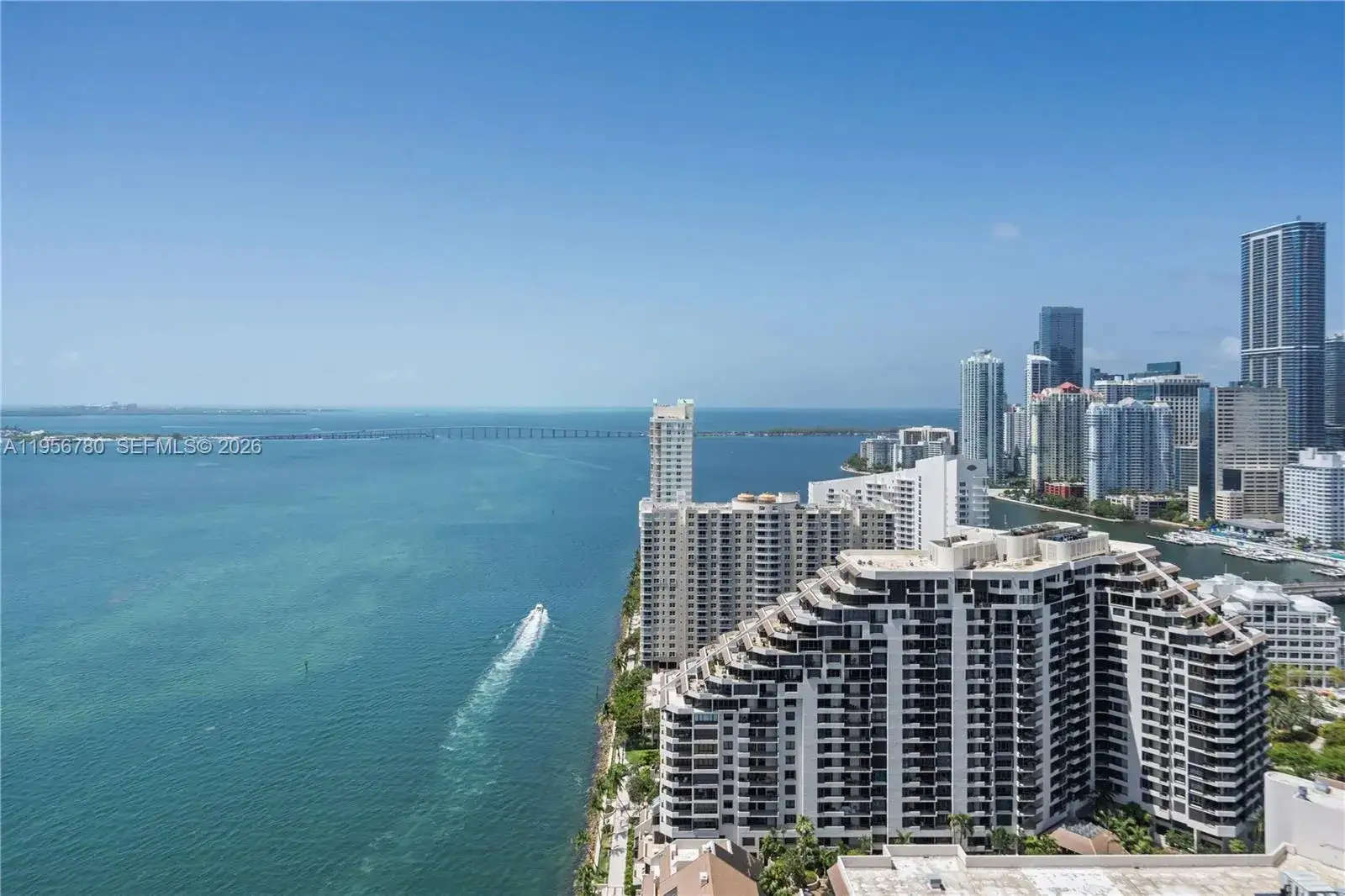 808 Brickell Key Dr # 3304, Miami FL 33131 photo 3