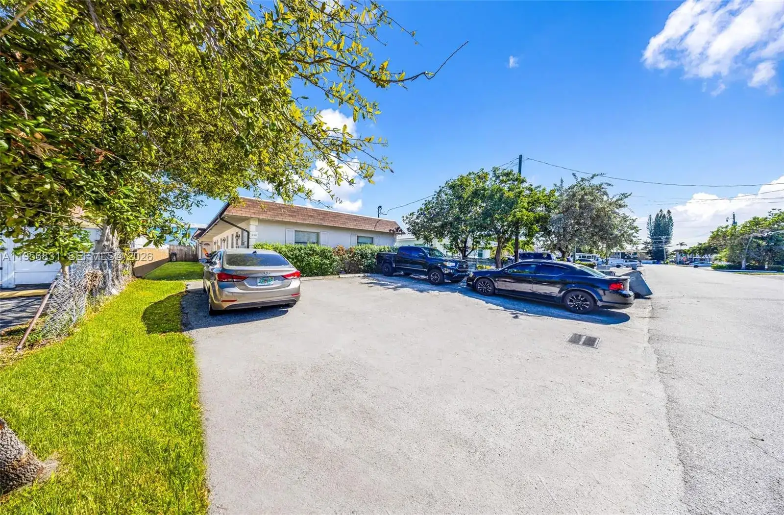 240 SE 9th Ave, Pompano Beach FL 33060 photo 3