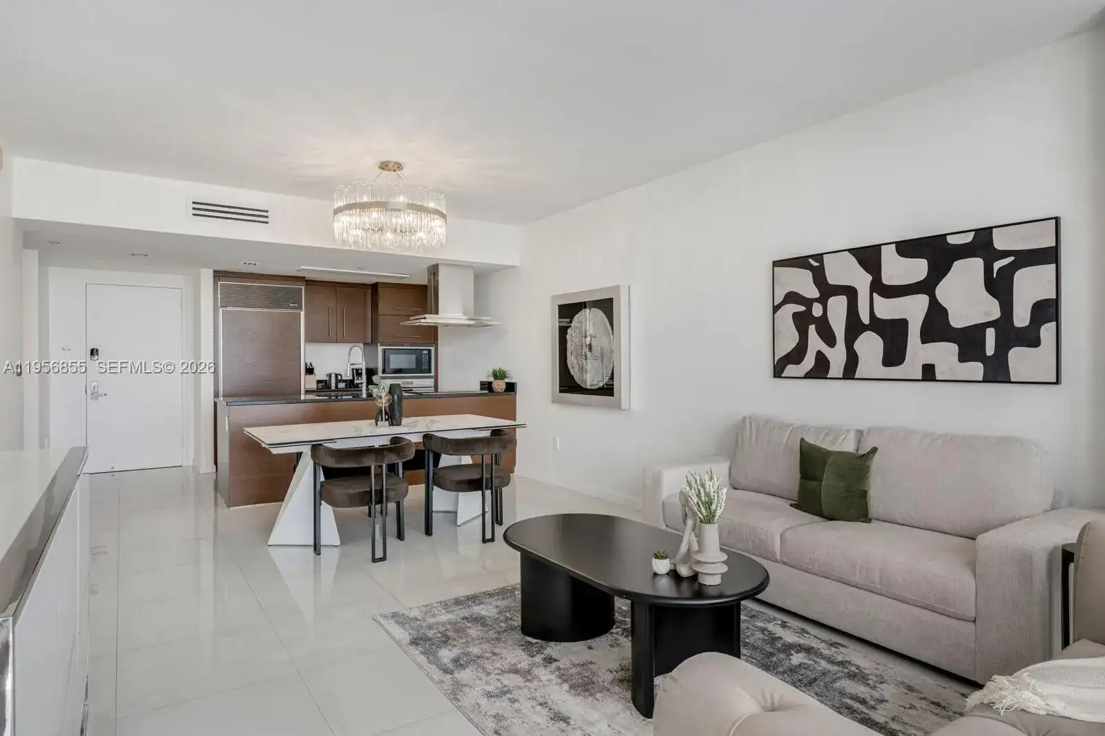 485 Brickell Ave # 4706, Miami FL 33131 photo 2