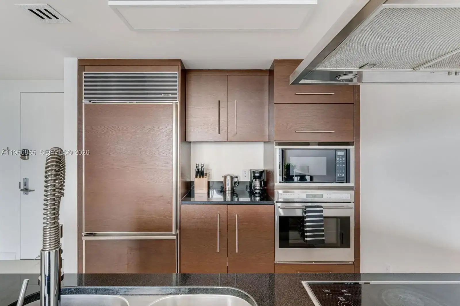 485 Brickell Ave # 4706, Miami FL 33131 photo 5