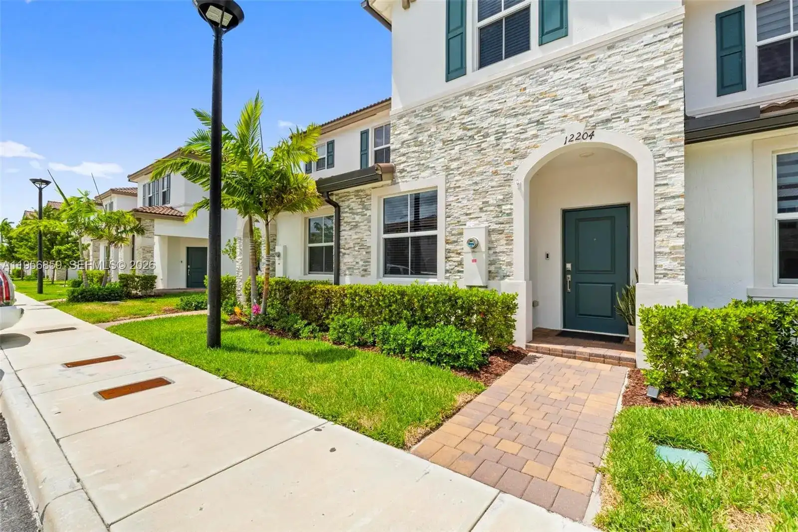 12204 NW 23rd Ct, Miami FL 33167 photo 2