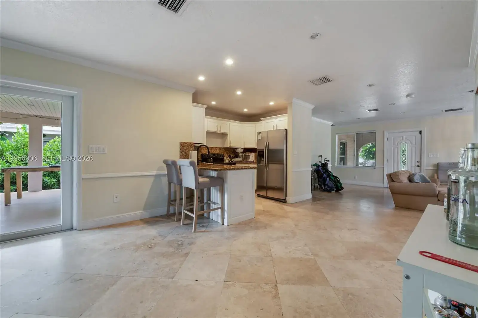 6881 SW 27th St, Miami FL 33155 photo 4