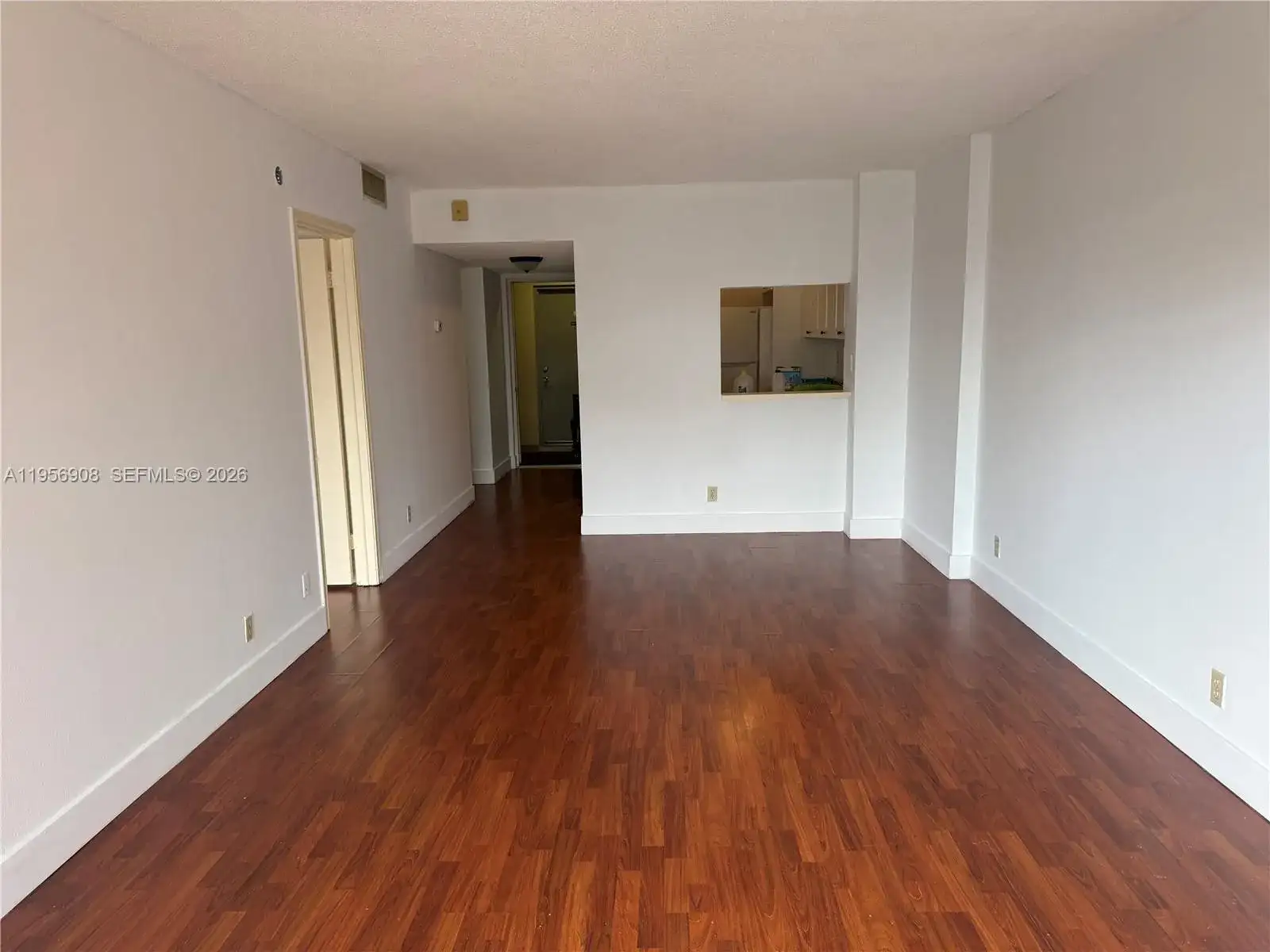 7900 Camino Cir # 403, Miami FL 33143 photo 4