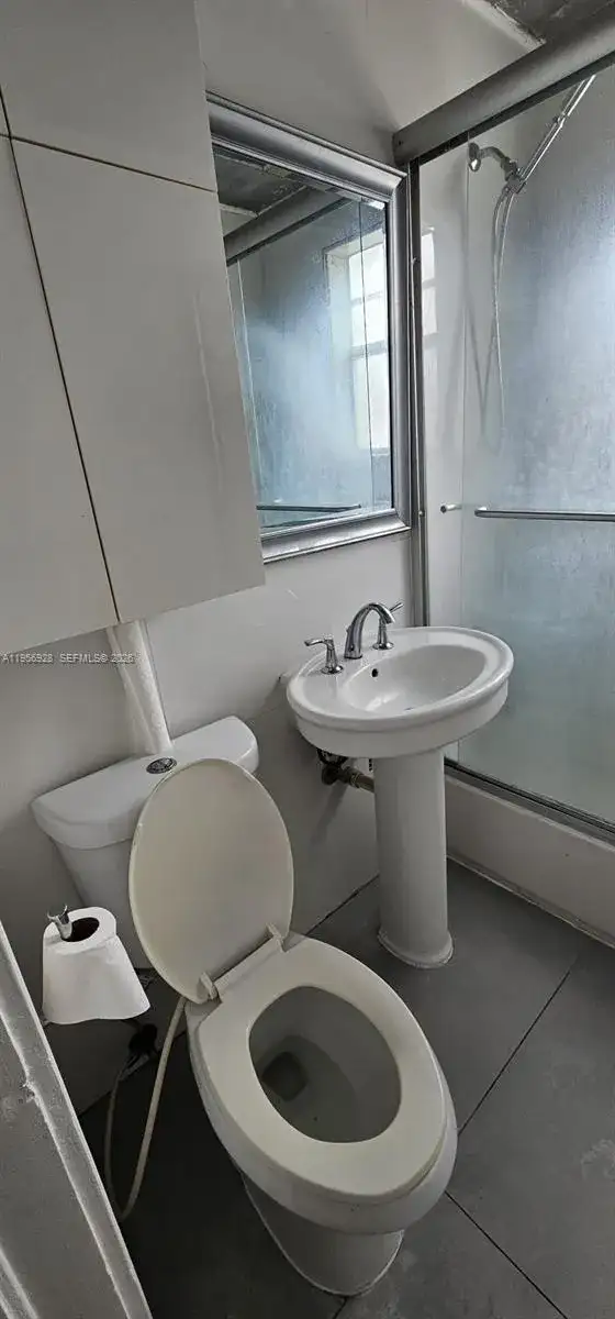 1611 Michigan Ave # 10, Miami Beach FL 33139 photo 3