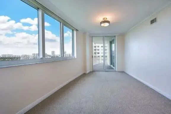 1745 E Hallandale Beach Blvd # 1903W, Hallandale Beach FL 33009