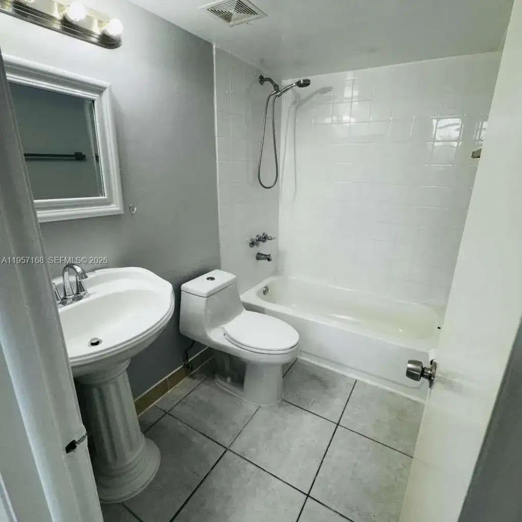 8004 SW 149th Ave # C416, Miami FL 33193 photo 4