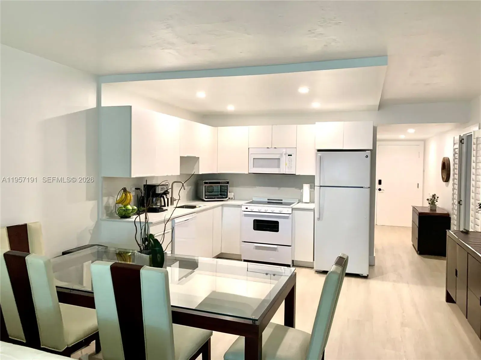 240 Galen Drive # 206, Key Biscayne FL 33149