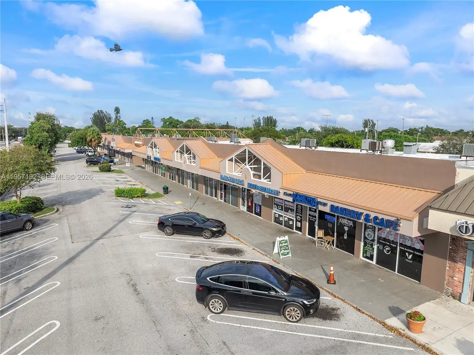 7891-8021 W SAMPLE RD, Coral Springs FL 33065