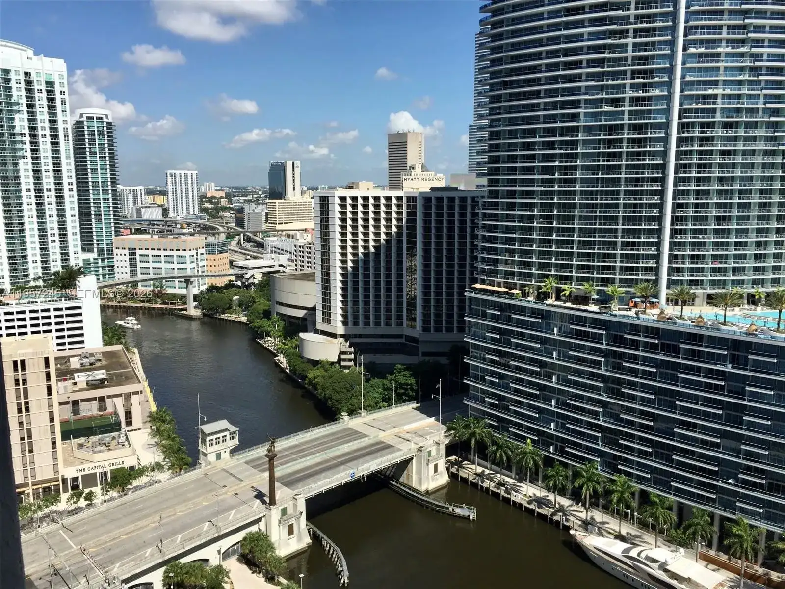 475 Brickell Ave # 2508, Miami FL 33131 photo 4