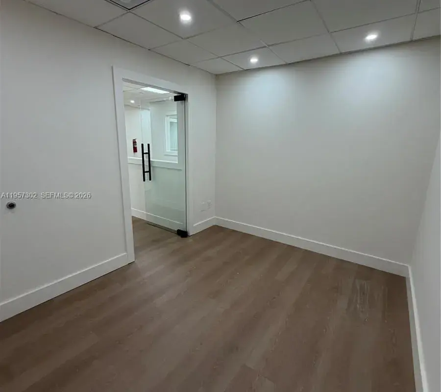 770 Ponce De Leon Blvd # 303, Coral Gables FL 33134