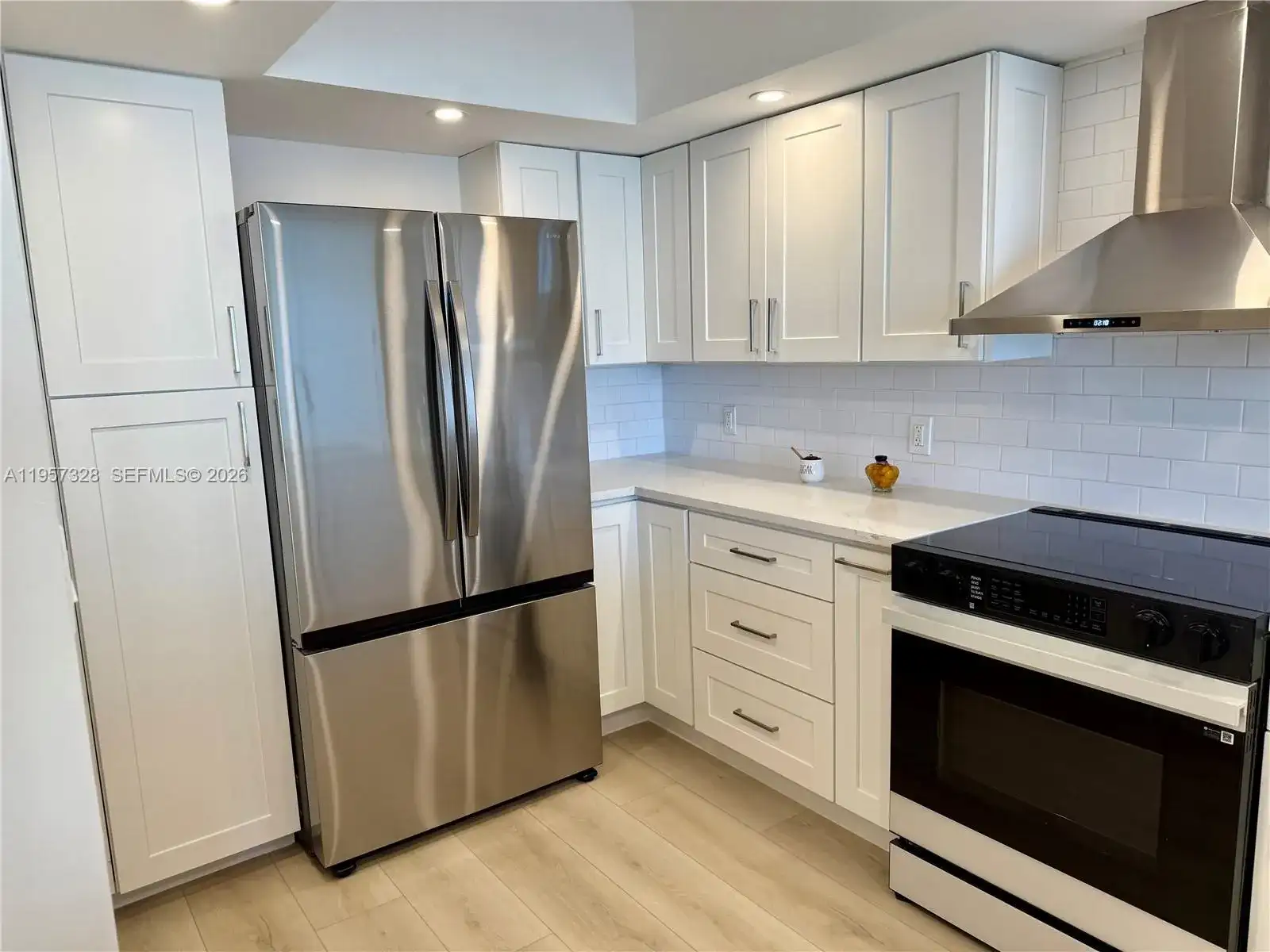 20335 W Country Club Dr # 1203, Aventura FL 33180 photo 3