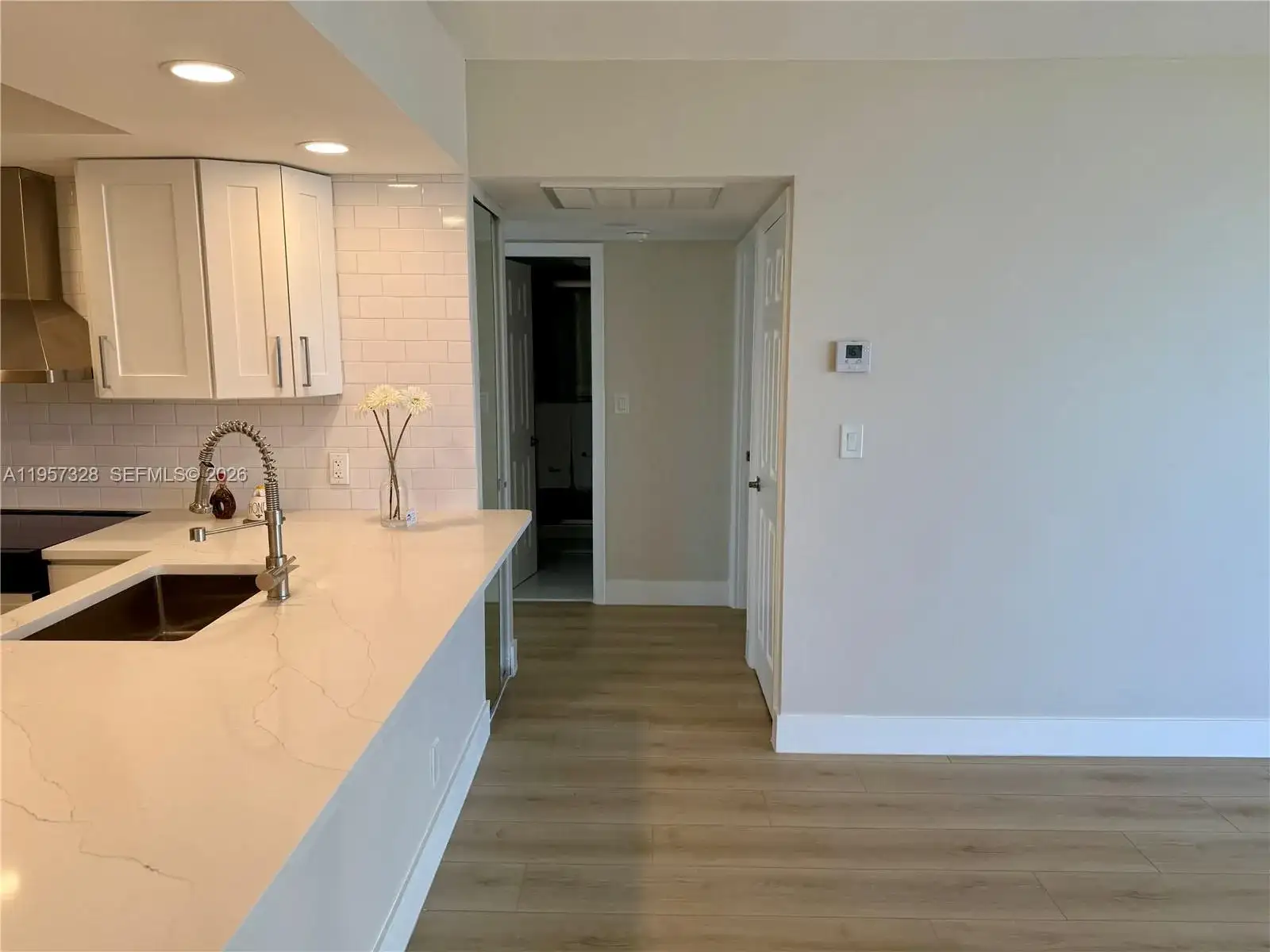 20335 W Country Club Dr # 1203, Aventura FL 33180 photo 4