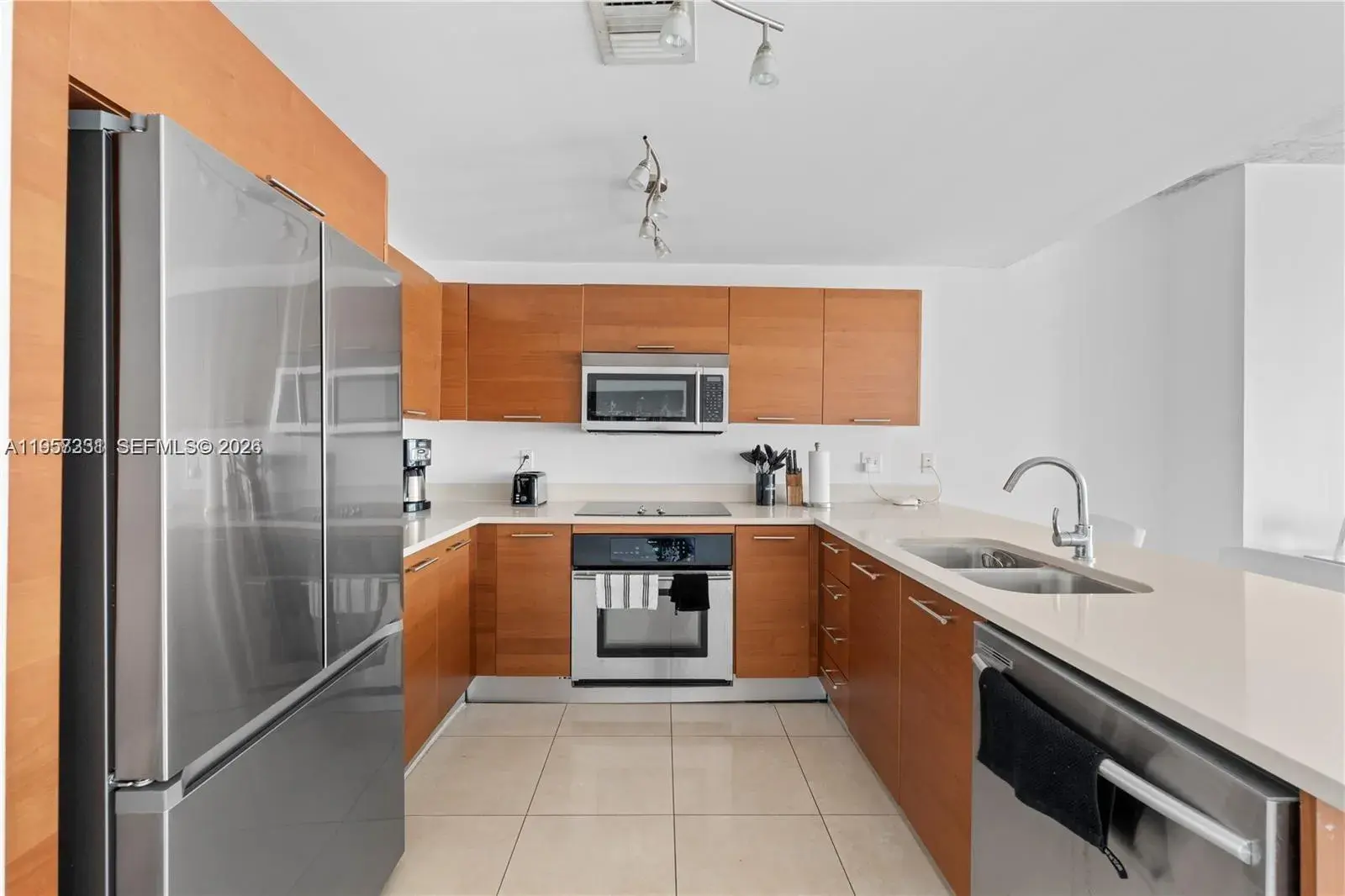 3250 NE 1st Ave # 917, Miami FL 33137