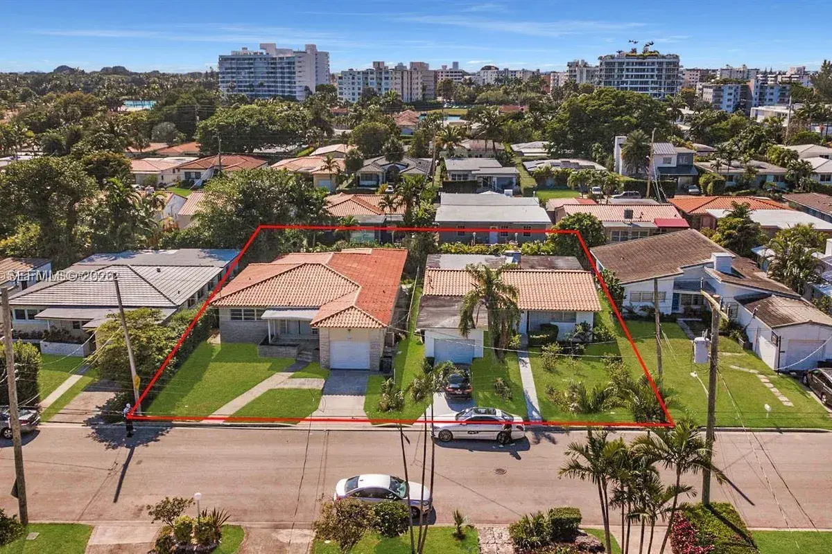 9348/9356 Byron Ave, Surfside FL 33154